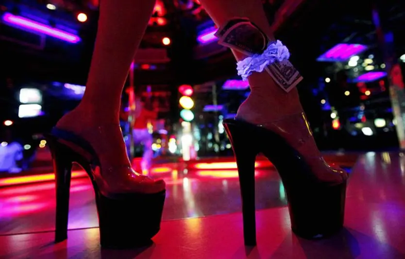 strip club in Frankfurt sexy girls get laid