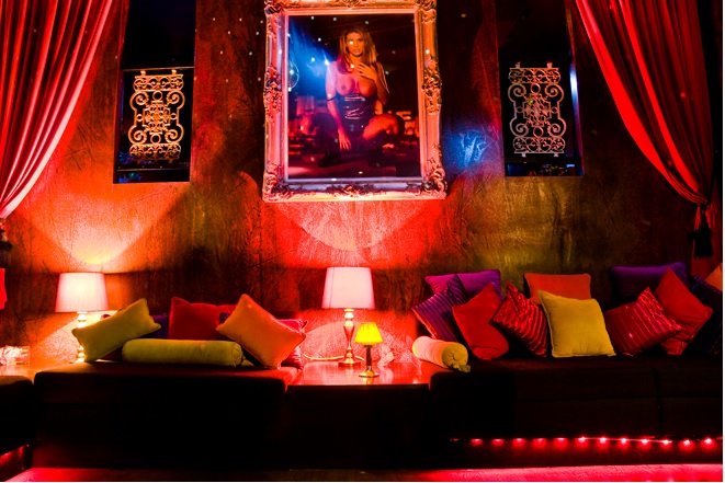 gentleman clubs Glasgow strippers erotic nightlife