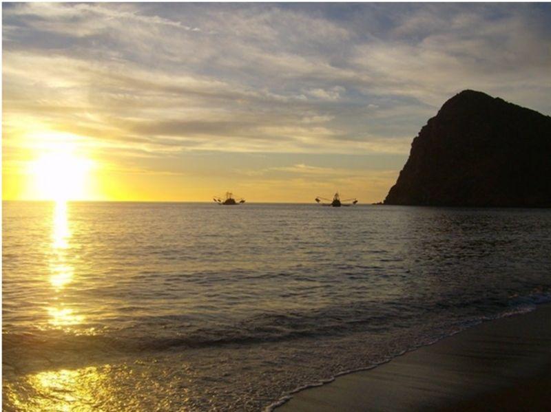 get laid Hermosillo beach