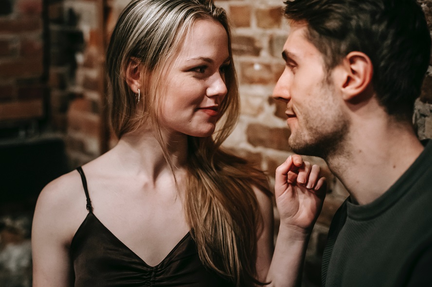 girl flirting with a guy turned on
