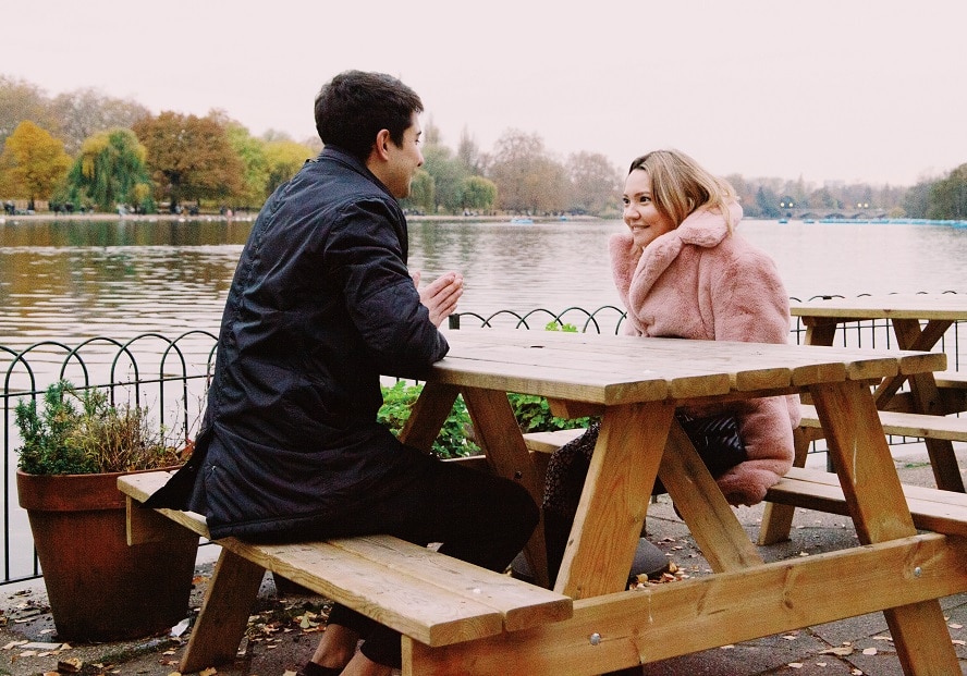 guy ask a girl for hookup