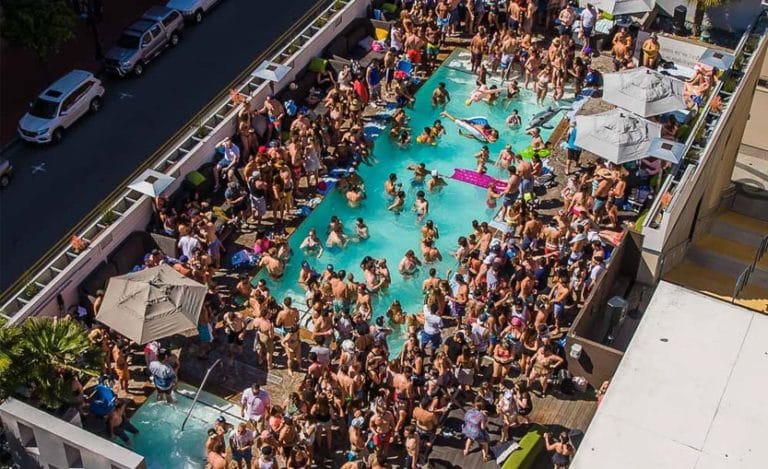 Hard Rock Cafe San Diego Pool Party